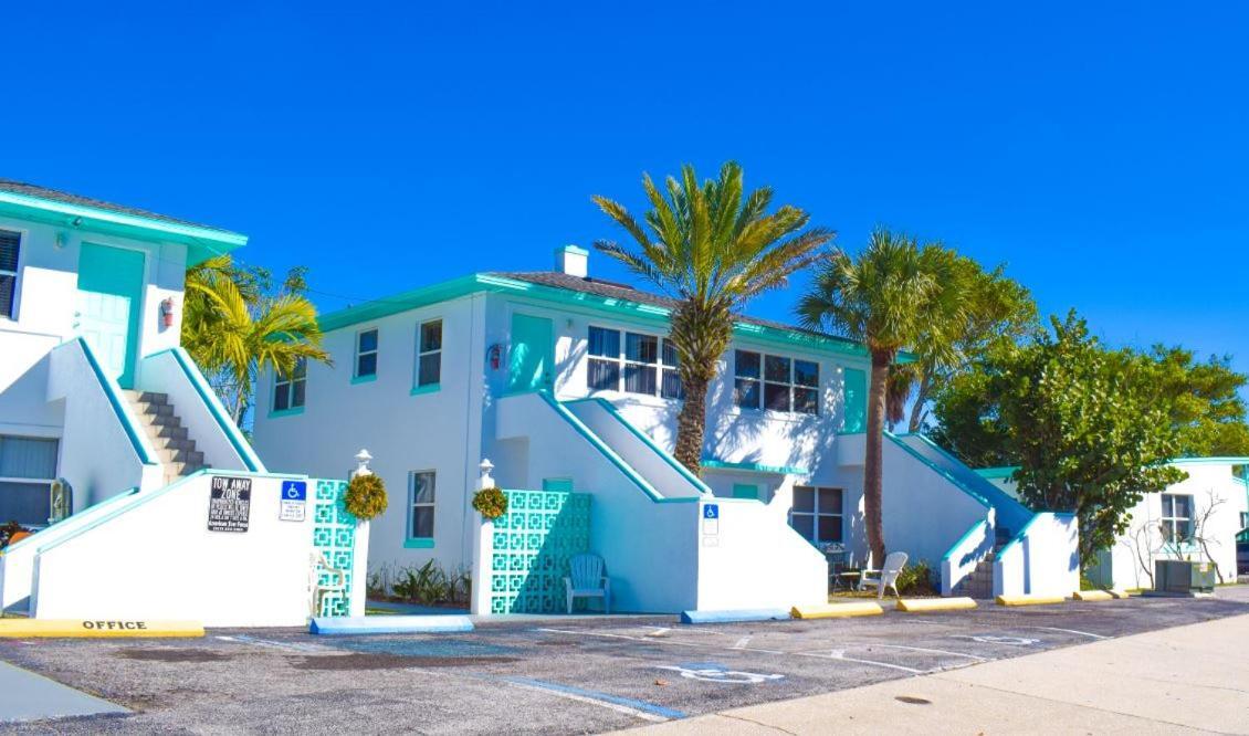 Swashbuckler Motel Treasure Island Exterior photo